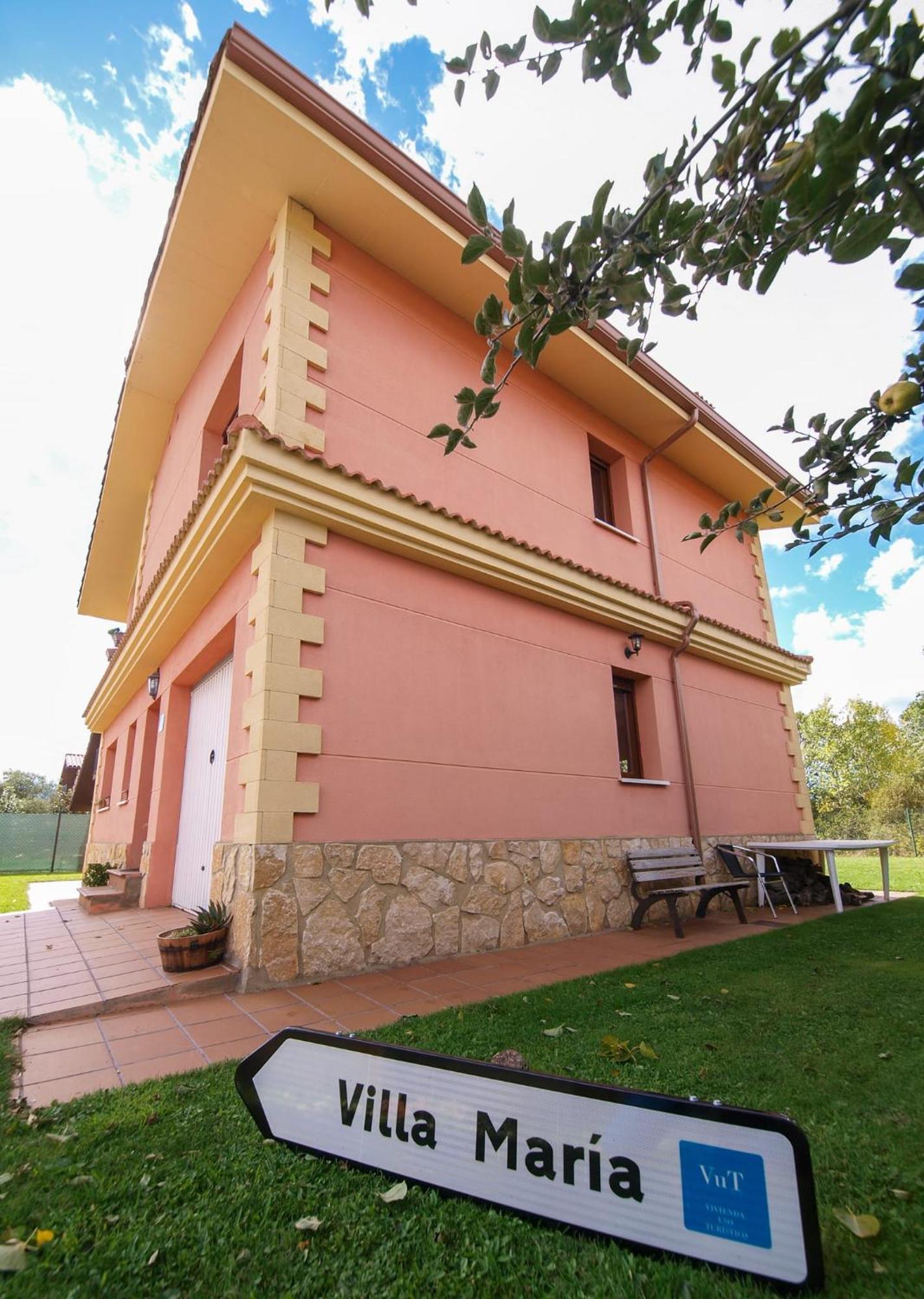Villa Maria. Medina de Pomar Exterior foto